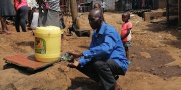 Kenya : les quartiers informels de Nairobi ont besoin d'eau potable pour lutter contre le Covid-19